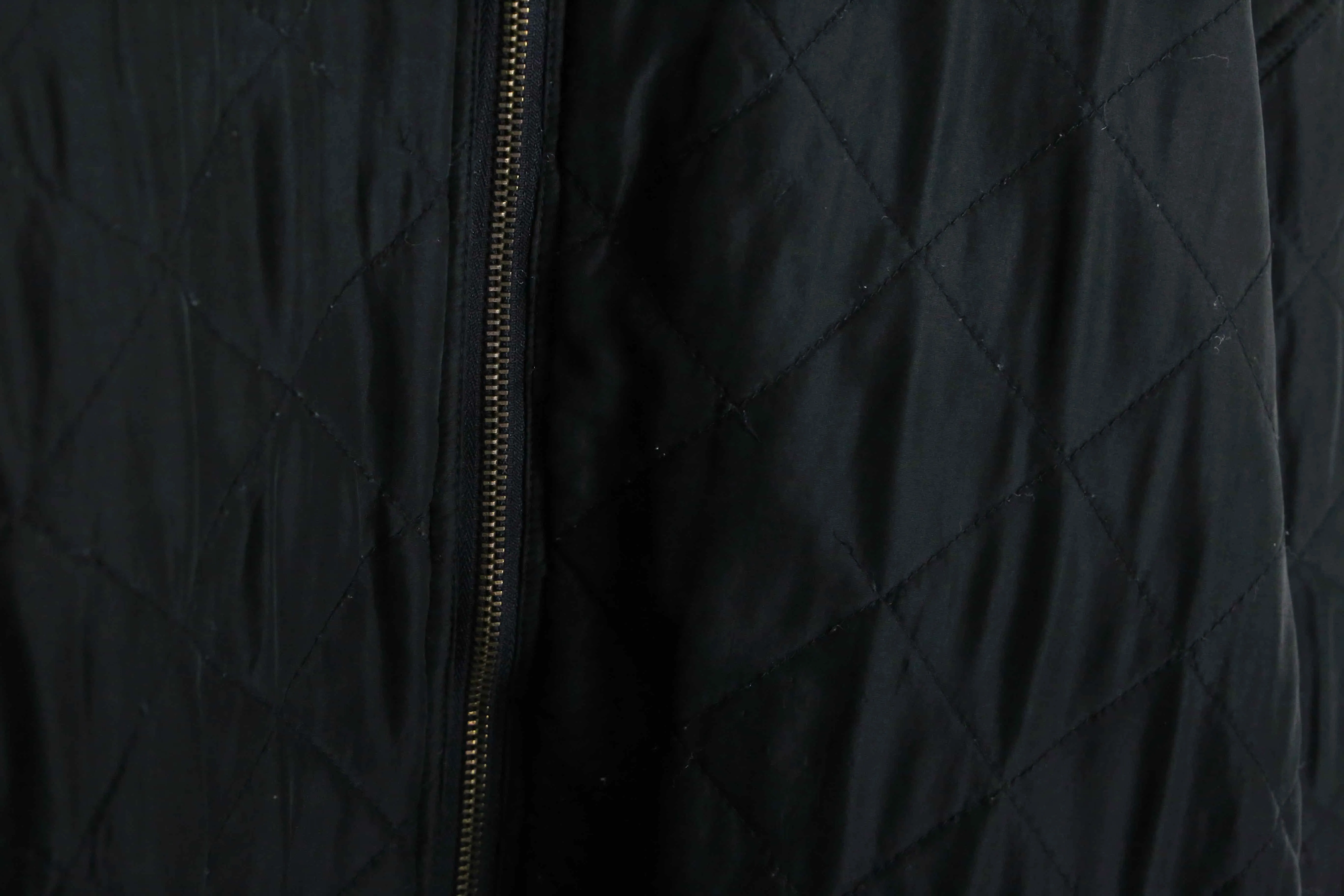 dark black light quilting silk blouson