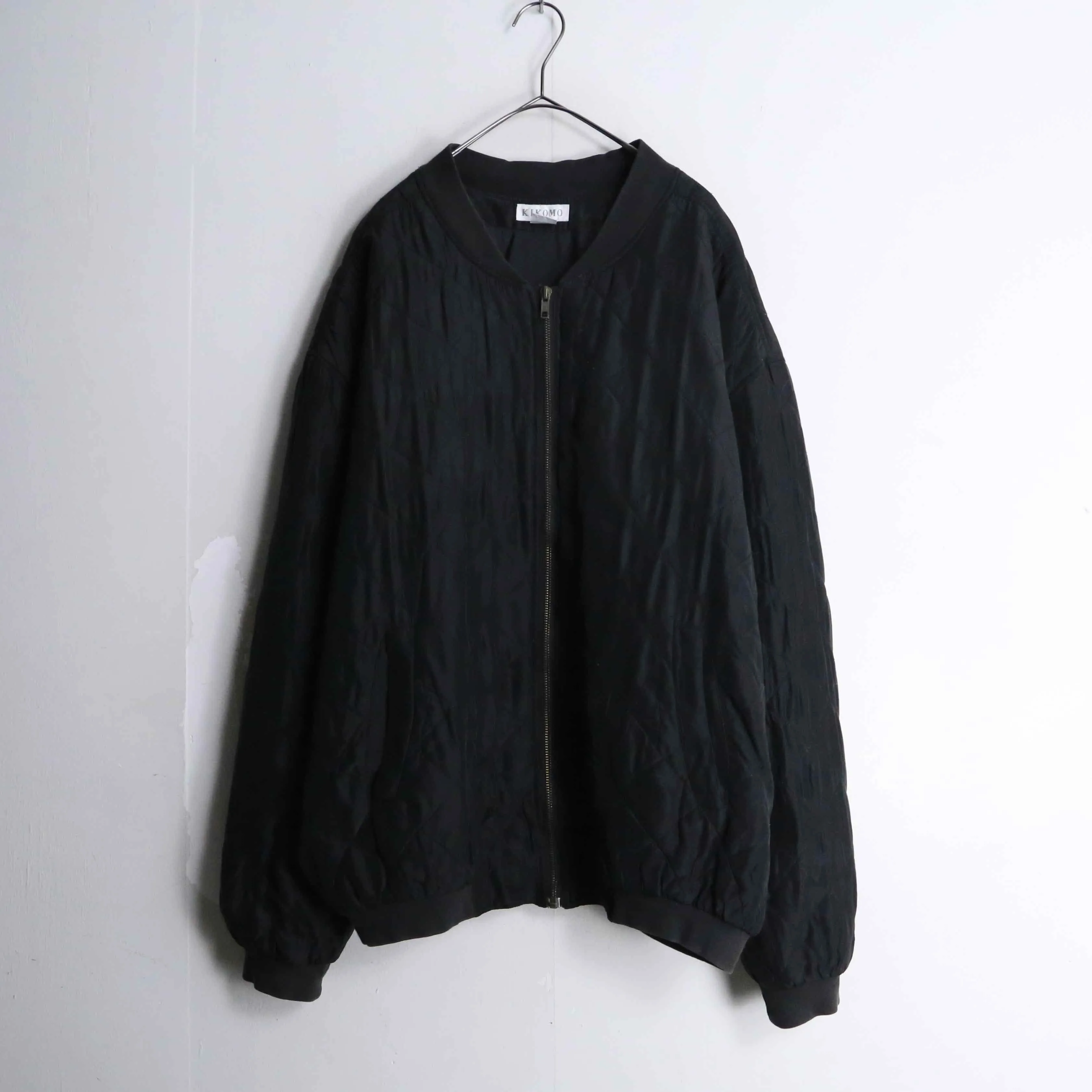 dark black light quilting silk blouson