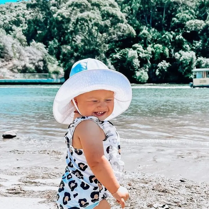 floppy hat | swim | white