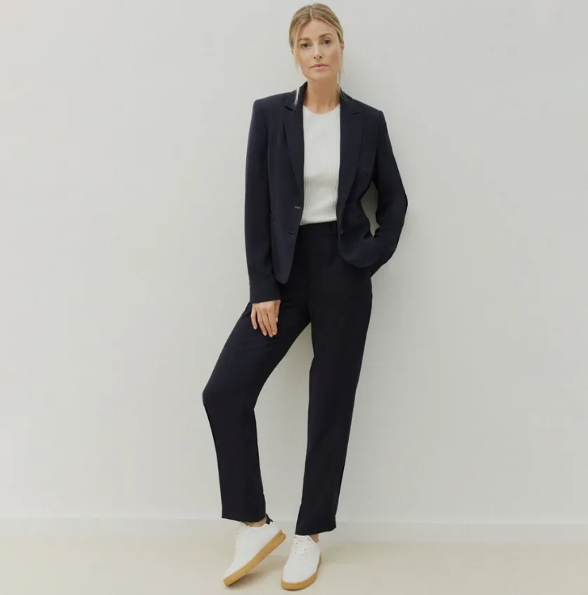 GERRY WEBER<BR>
Simple Trousers<BR>
Black, Navy<BR>