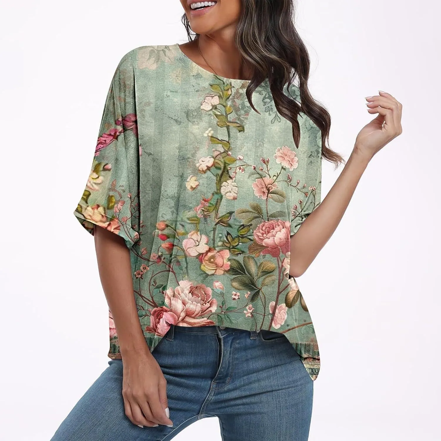Womens Oversized T Shirts Summer Tops Boho Floral Tees Casual Loose Fit Short Sleeve Tops 2025 Beach Vacation Blouse