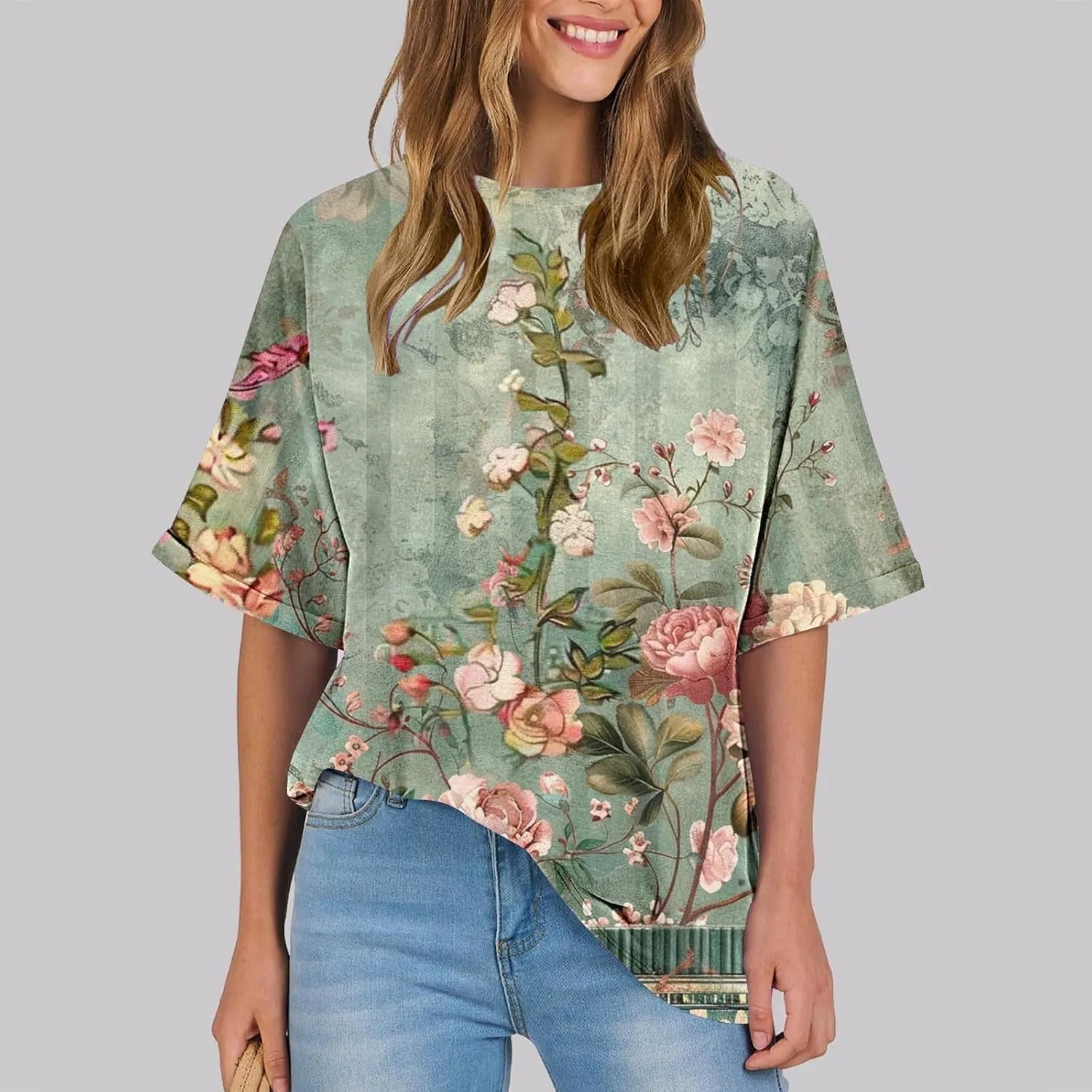 Womens Oversized T Shirts Summer Tops Boho Floral Tees Casual Loose Fit Short Sleeve Tops 2025 Beach Vacation Blouse