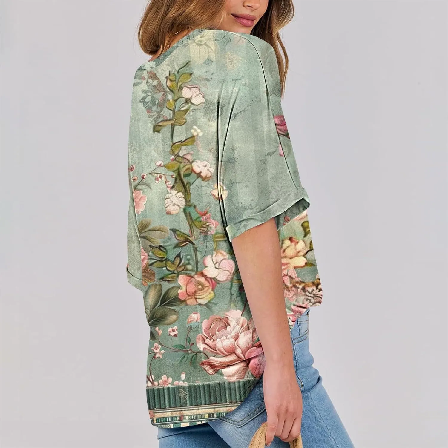 Womens Oversized T Shirts Summer Tops Boho Floral Tees Casual Loose Fit Short Sleeve Tops 2025 Beach Vacation Blouse